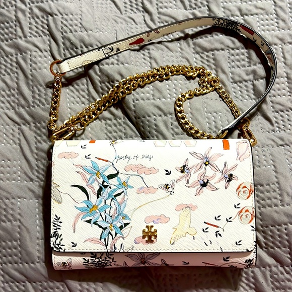 Tory Burch Handbags - Tory Burch Poetry Of Things Chain Wallet/White/Gold Hardware UEC Like New New